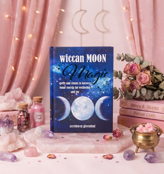 Wiccan Moon Magic by Cerridwen Goodleaf